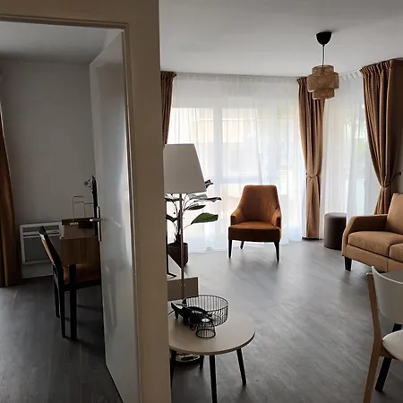 Apart-hotel Domitys - L'edito